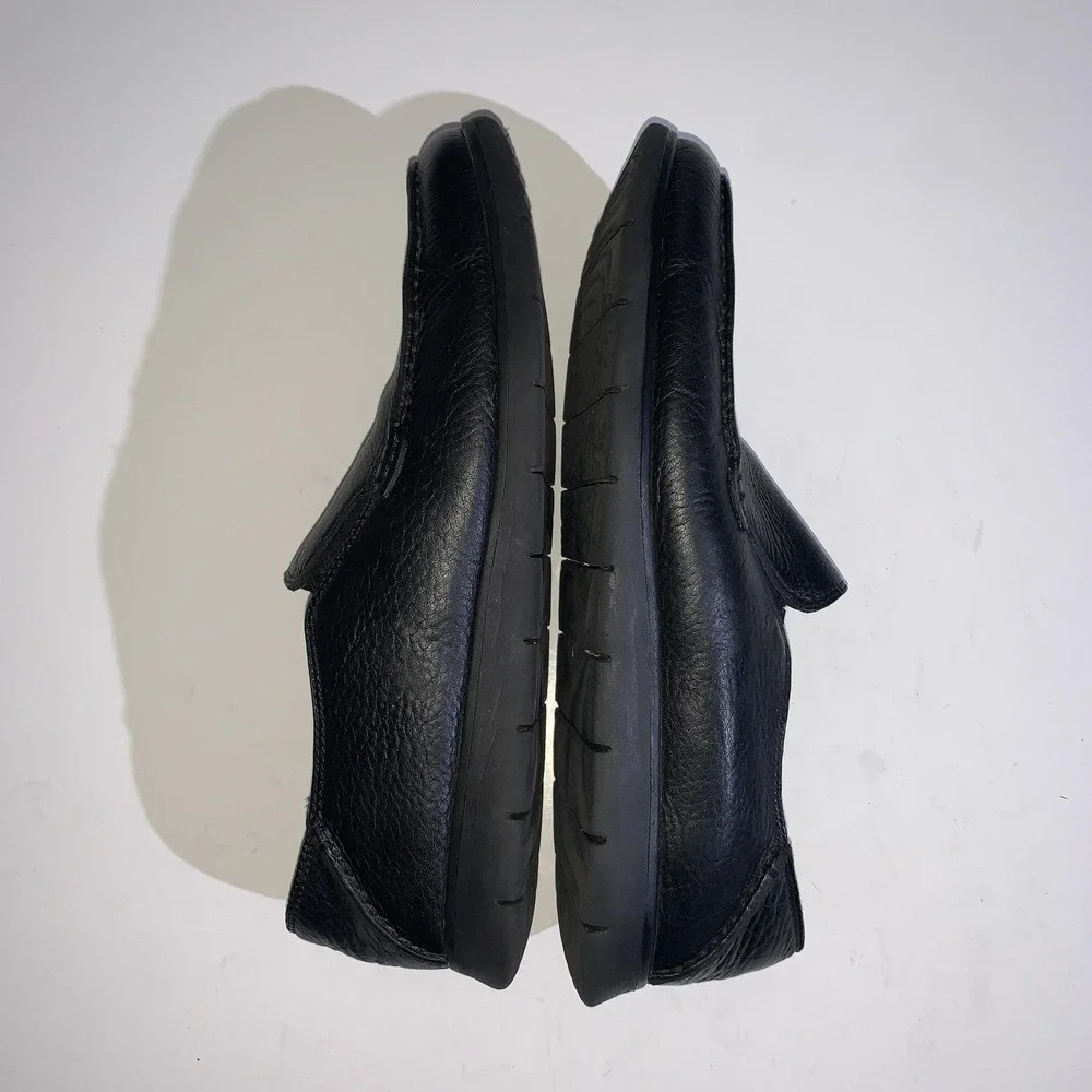 UGG Shoes Mens Size 9 Black Slip On Leather Loafers Comfort Casual 1006718